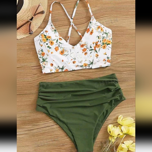 Swim suit - Picture 1 of 2